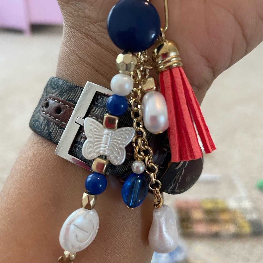 Elegant Blue and Gold Bag Charm Bracelet